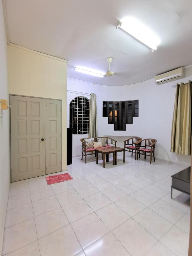 Warni Villa 8 Whole Or Room Muar Bagian luar foto